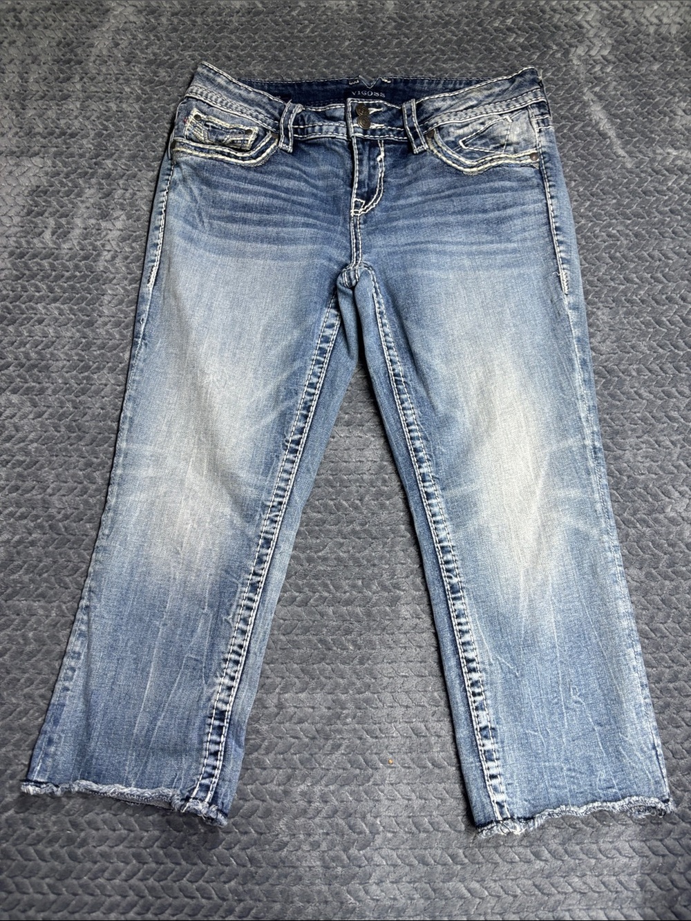 Vigoss Women's Faded Blue The Dallas Capri Jeans